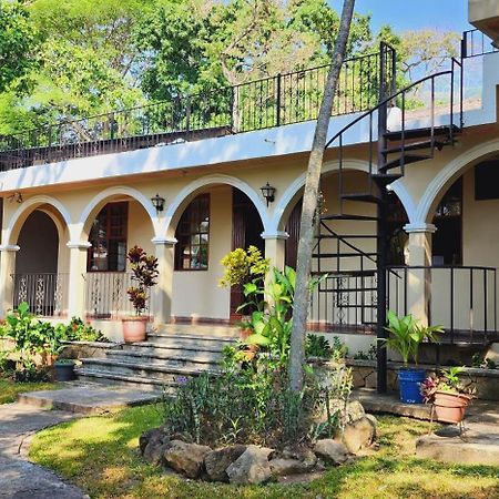 Camilas Hotel San Pedro Sula Kültér fotó