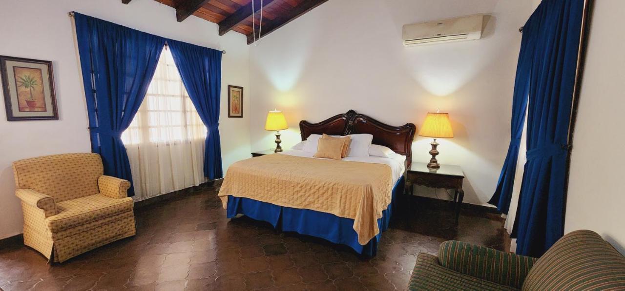 Camilas Hotel San Pedro Sula Kültér fotó