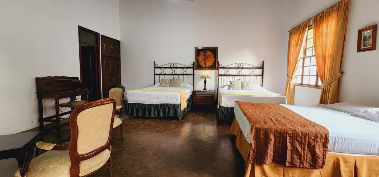 Camilas Hotel San Pedro Sula Kültér fotó