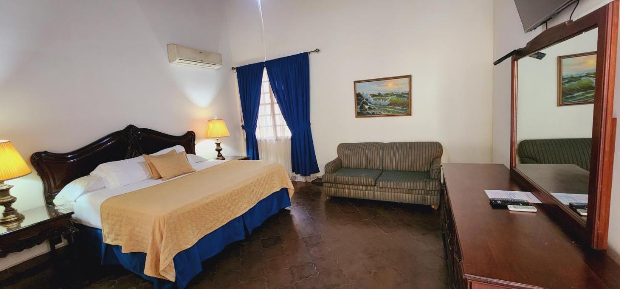 Camilas Hotel San Pedro Sula Kültér fotó