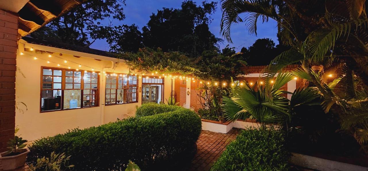 Camilas Hotel San Pedro Sula Kültér fotó