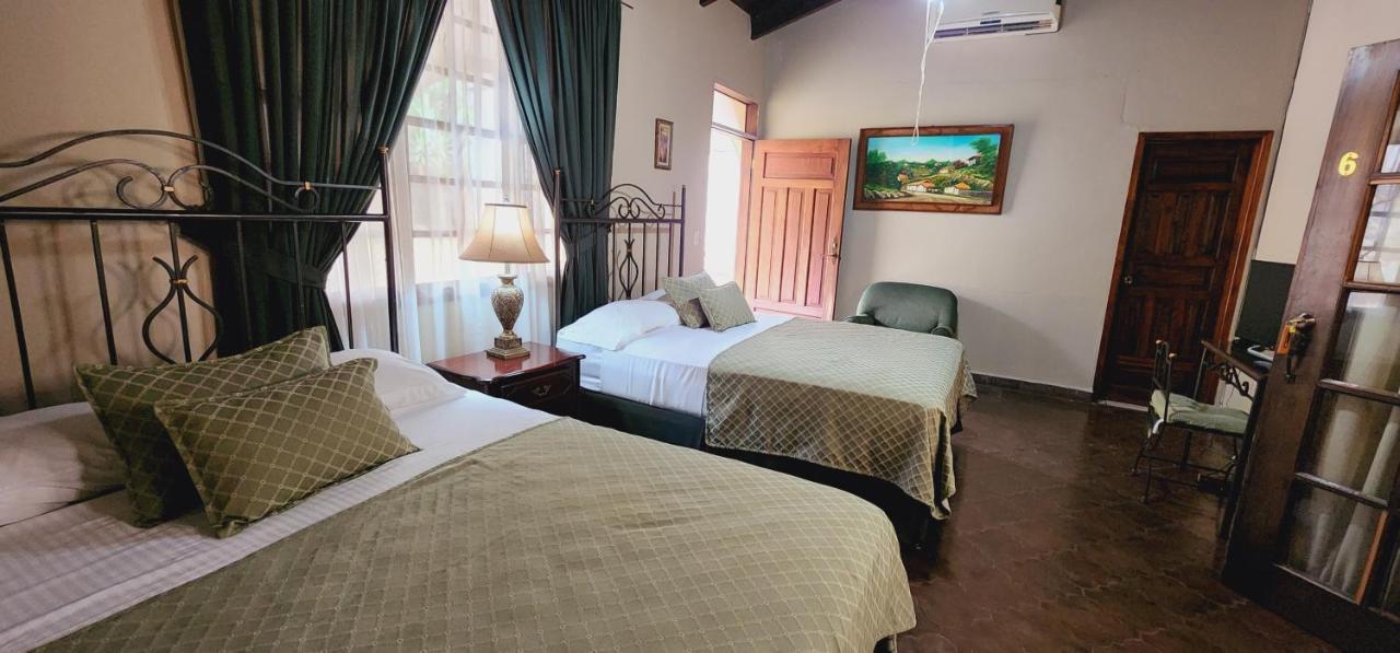 Camilas Hotel San Pedro Sula Kültér fotó