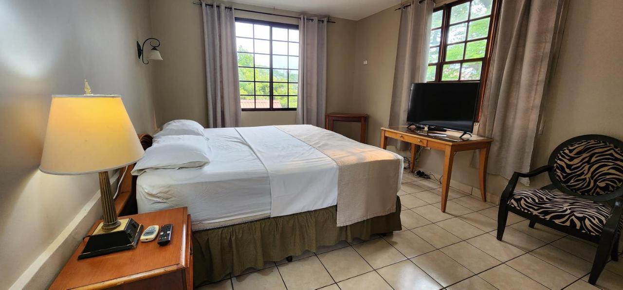 Camilas Hotel San Pedro Sula Kültér fotó