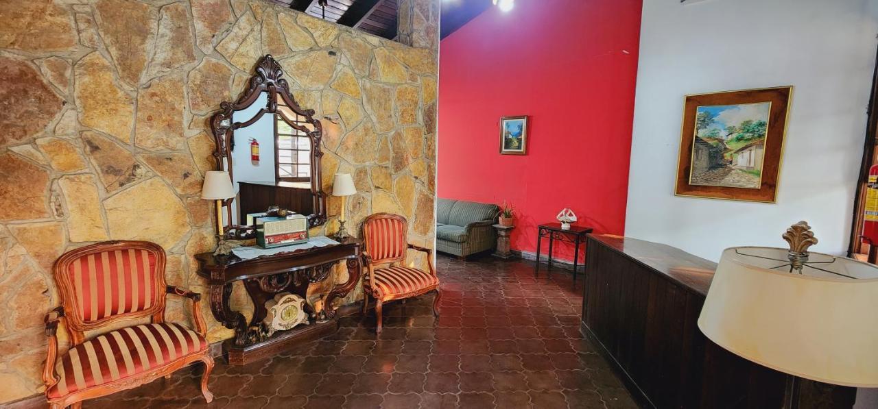 Camilas Hotel San Pedro Sula Kültér fotó